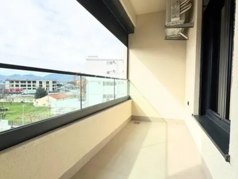 Prodaja, stan, 47m², Donja Gorica, Podgorica - image 4