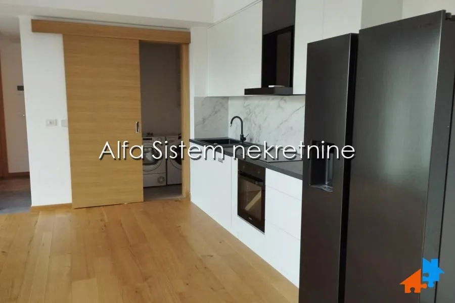 Rent, two bedroom apartment, 90m², Voždovac Sve Podlokacije, Beograd