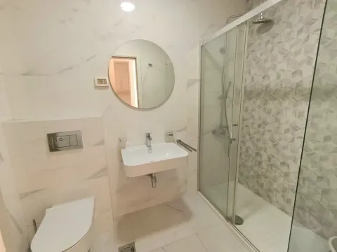 Prodaja, jednosoban stan, 40m², Central Point, Podgorica - image 6