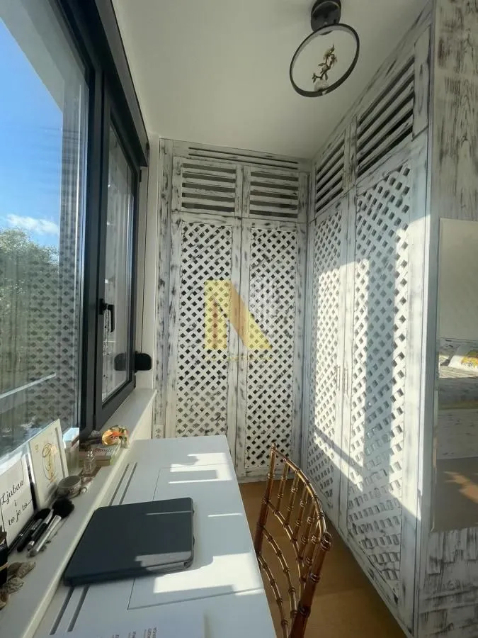 Sale, three bedroom apartment, 136m², Zemun Sve Podlokacije, Beograd