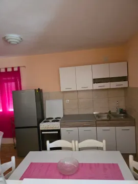 Rent, two bedroom apartment, 50m², Kavač, Kotor - image 4