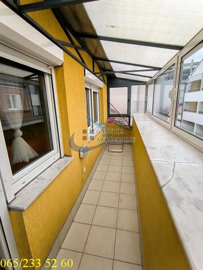 Izdavanje, trosoban stan, 85m², Vračar Hram, Vračar Sve Podlokacije