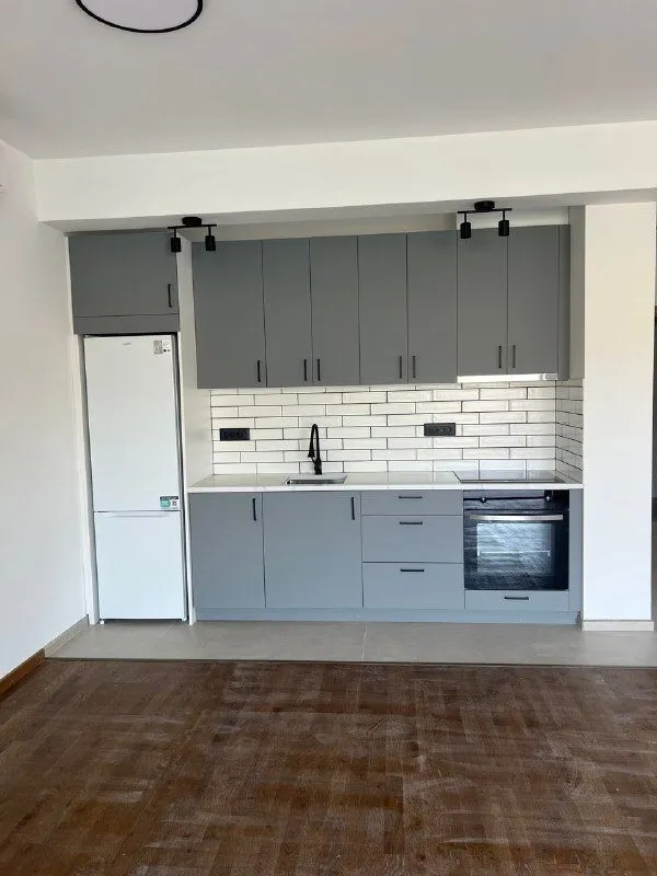 Izdavanje, jednosoban stan, 42m², Topla, Herceg Novi