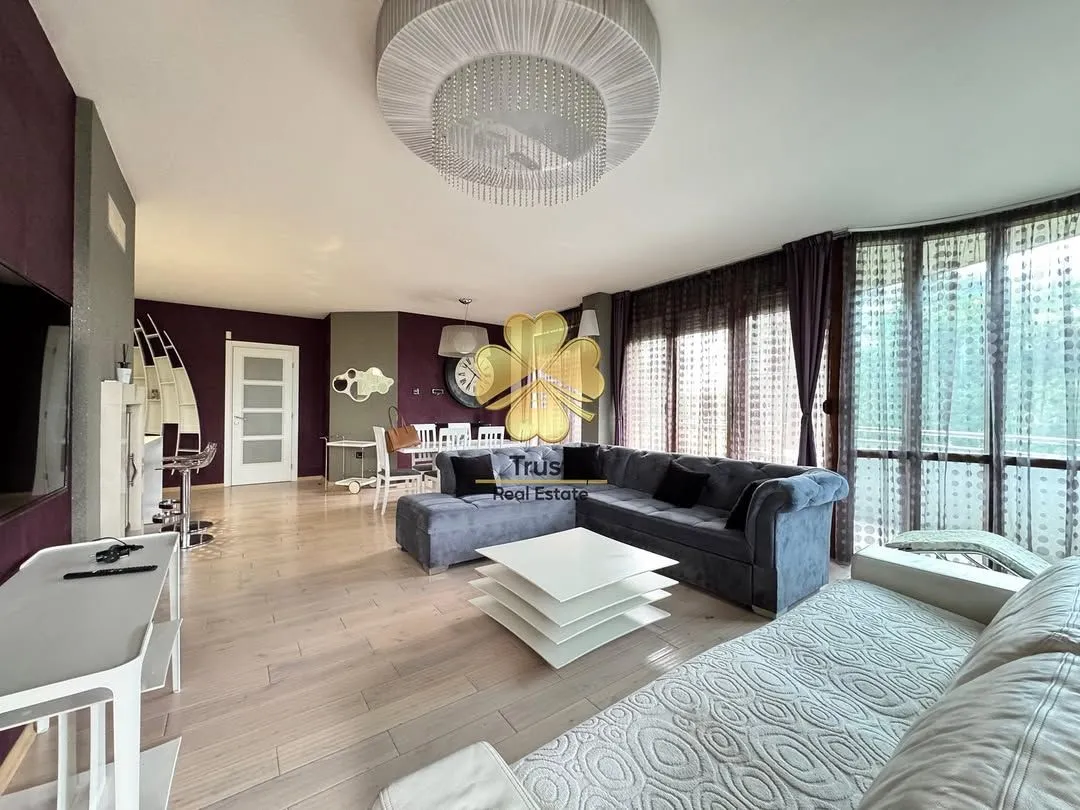Prodaja, trosoban stan, 140m², Preko Morače, Podgorica