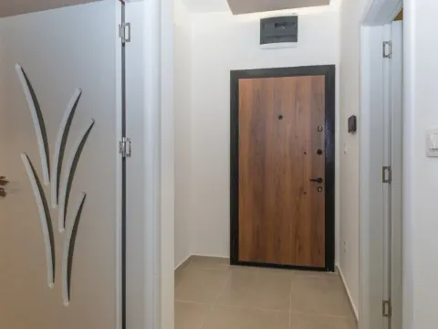 Prodaja, jednosoban stan, 46m², Podgorica, Crna Gora - image 8