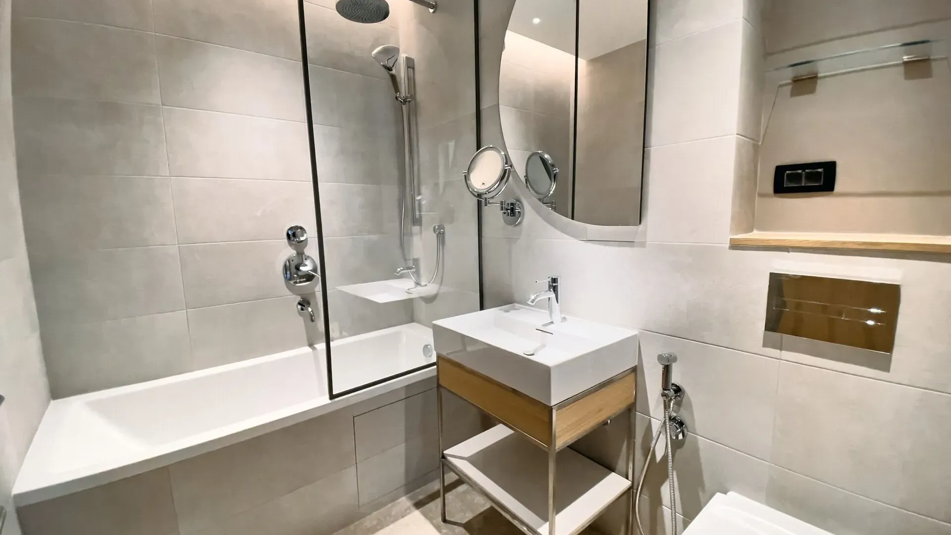 Prodaja, dvosoban stan, 102m², Porto Montenegro, Tivat