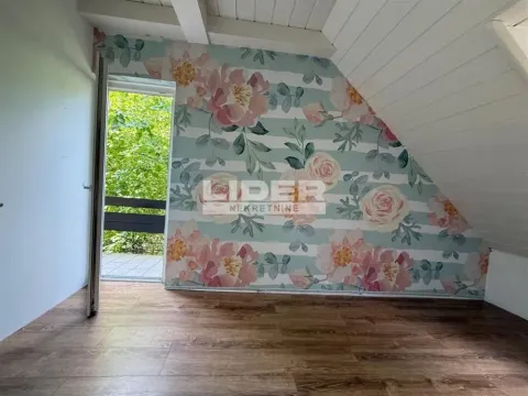 Izdavanje, kuća, 150m², Savski Venac, Beograd - image 18