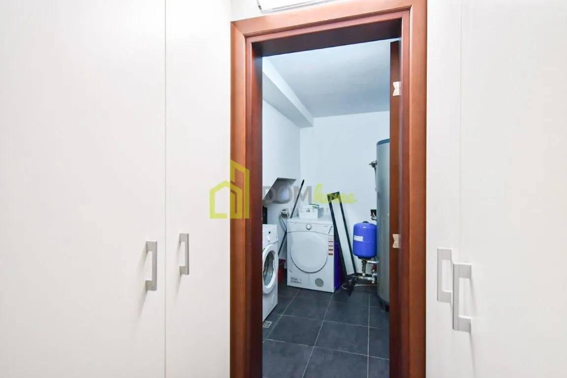 Prodaja, kuća, 230m², Mareza, Podgorica