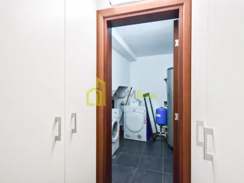 Sale, house, 230m², Mareza, Podgorica - image 32