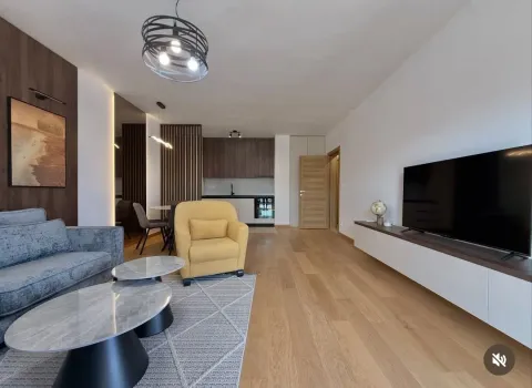 Prodaja, dvosoban stan, 80m², City Kvart, Podgorica - image 4