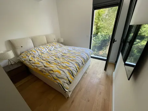 Izdavanje, jednosoban stan, 40m², Bečići, Budva - image 25