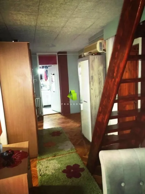 Prodaja, trosoban stan, 66m², Palilula, Niš