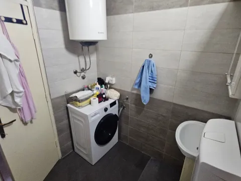 Prodaja, jednosoban stan, 48m², Pejton, Podgorica - image 5