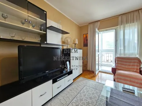 Rent, studio apartment, 35m², Centar, Bar - image 3