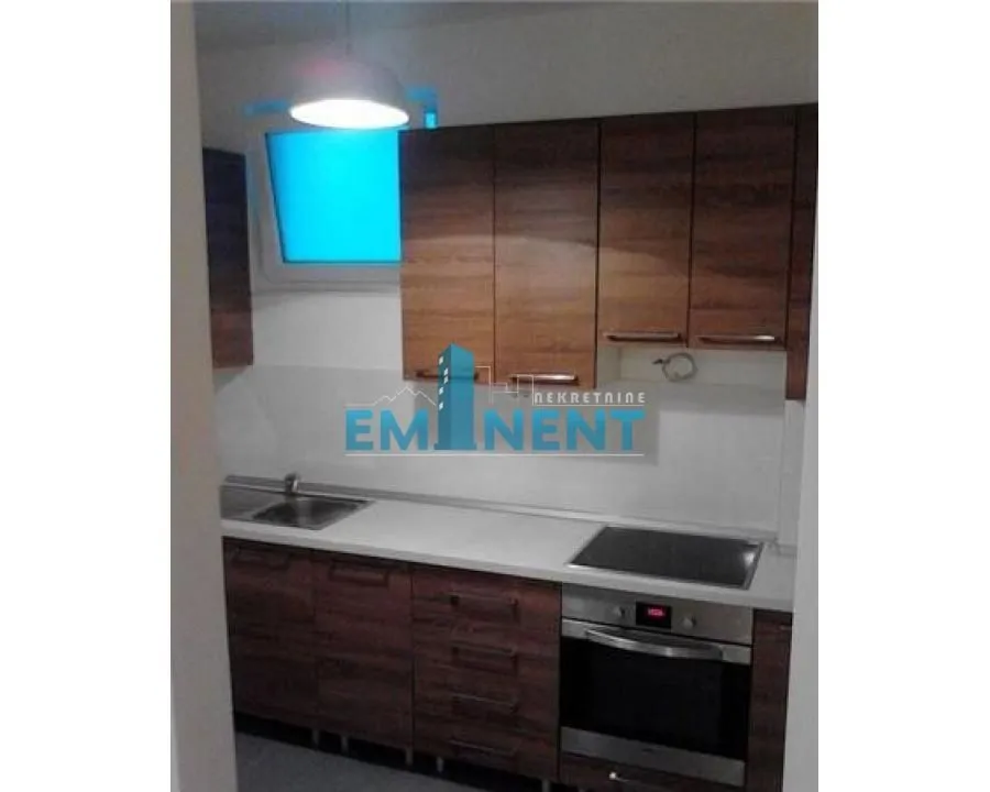 Rent, three bedroom apartment, 88m², Vračar Sve Podlokacije, Beograd