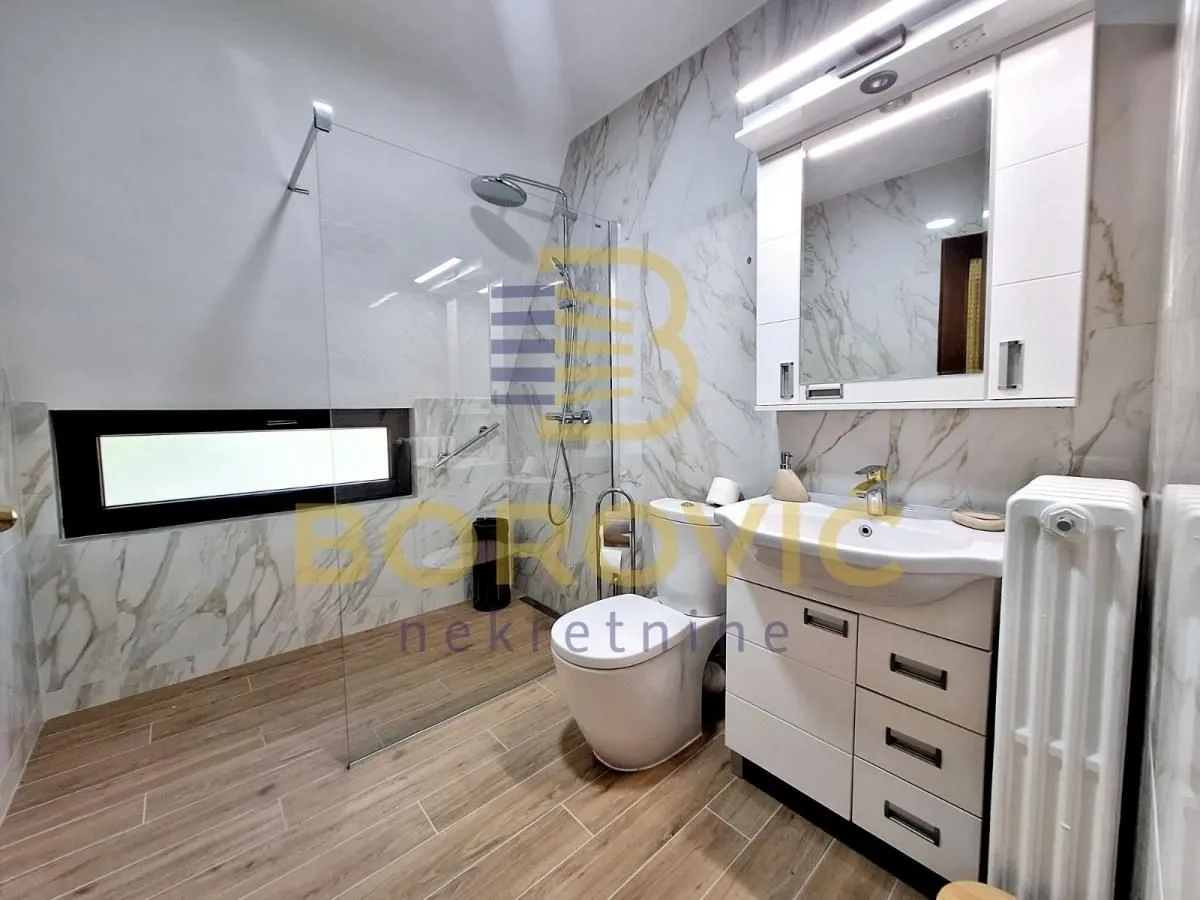 Sale, house, 200m², Višnjička Banja, Palilula Sve Podlokacije