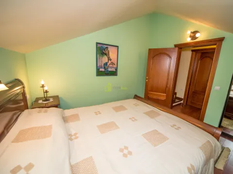 Sale, house, 168m², Cetinje, Crna Gora - image 17