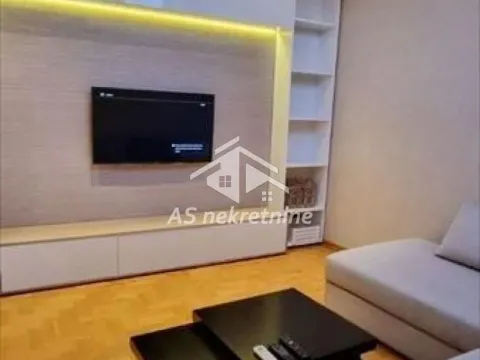 Izdavanje, dvosoban stan, 48m², Crveni Krst, Beograd