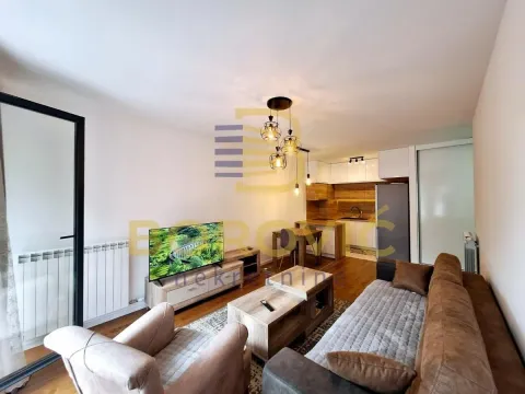 Rent, two bedroom apartment, 67m², Višnjička Banja, Palilula Sve Podlokacije - image 2