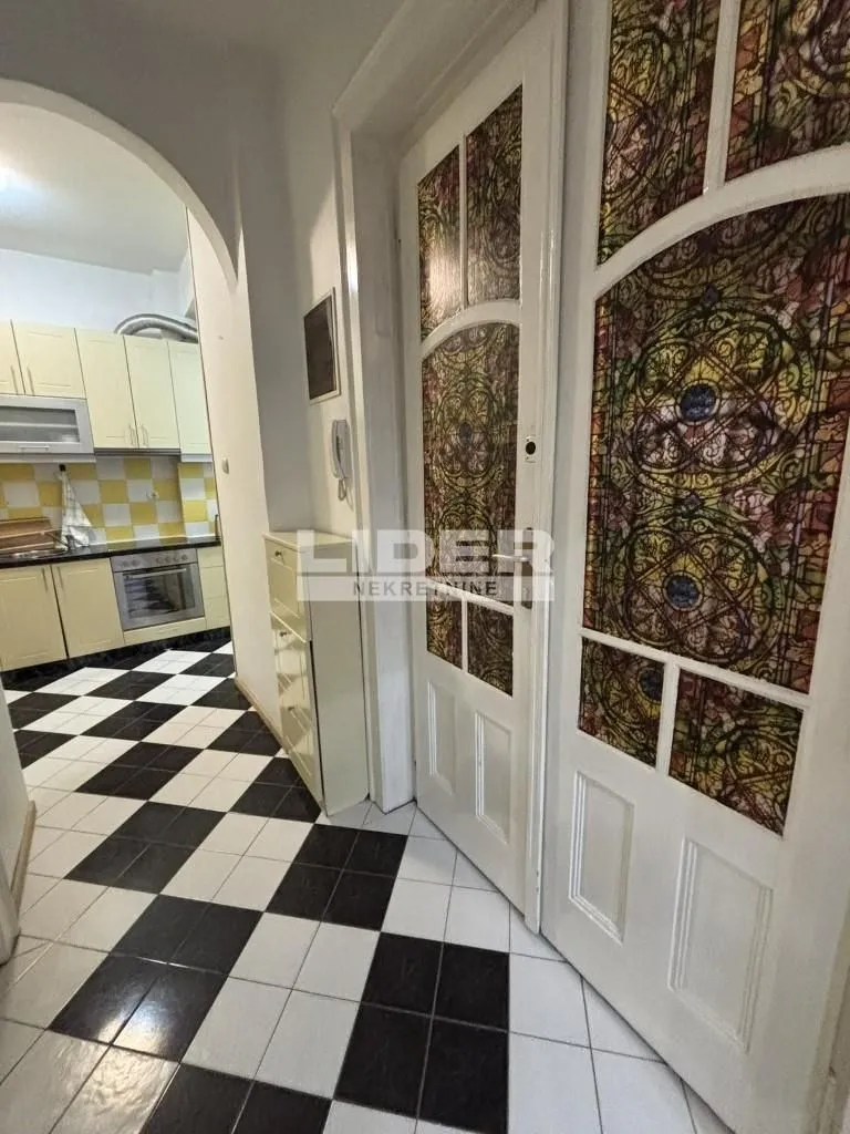 Rent, two bedroom apartment, 55m², Stari Grad, Beograd
