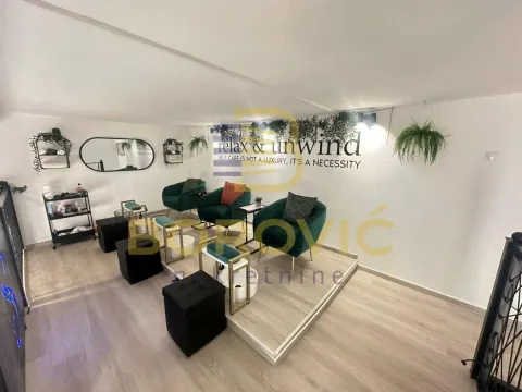 Rent, office space, 60m², Višnjička Banja, Palilula Sve Podlokacije - image 4
