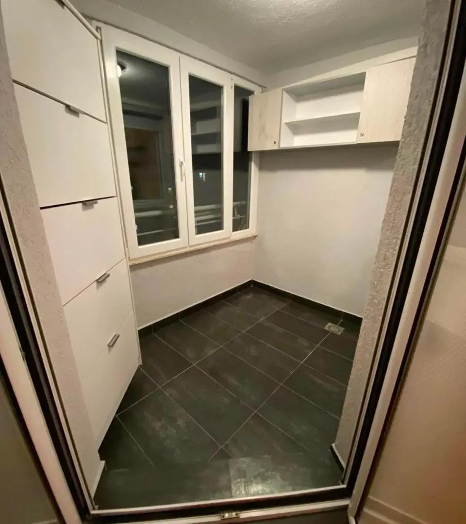 Prodaja, garsonjera, 29m², Stari Aerodrom, Podgorica