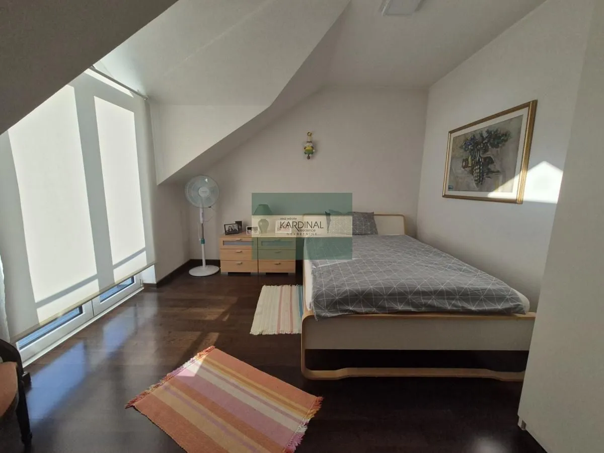 Prodaja, kuća, 528m², Budžino brdo, Jagodina