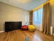 Izdavanje, kuća, 230m², Gornja Gorica, Podgorica - image 10