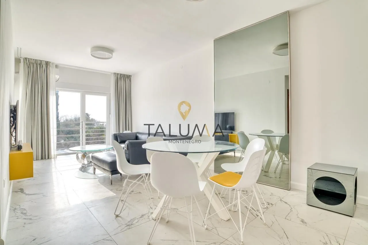 Sale, two bedroom apartment, 60m², Petrovac, Budva