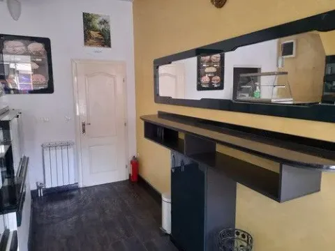 Rent, office space, 100m², Centar, Inđija - image 2