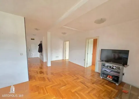 Prodaja, četvorosoban stan, 80m², Voždovac Sve Podlokacije, Beograd - image 2