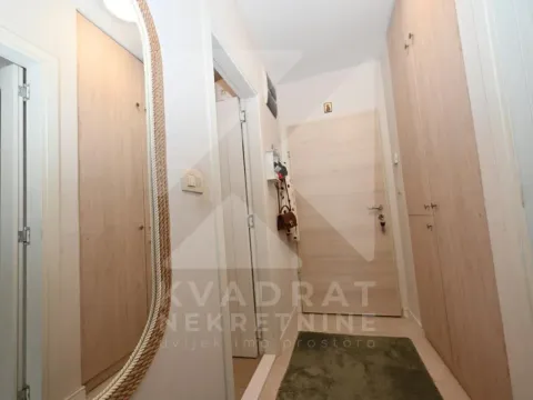 Prodaja, jednosoban stan, 39m², Stari Aerodrom, Podgorica - image 9