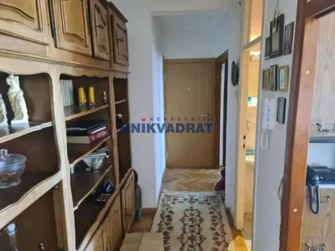 Izdavanje, trosoban stan, 78m², Stari Merkator, Novi Beograd Sve Podlokacije - image 7