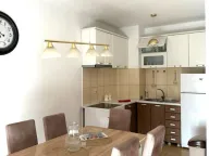 Izdavanje, dvosoban stan, 70m2, Zabjelo, Podgorica