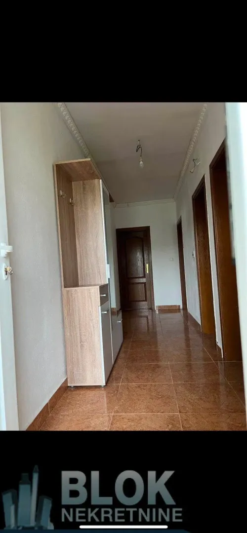 Izdavanje, dvosoban stan, 110m², Gornja Gorica, Podgorica