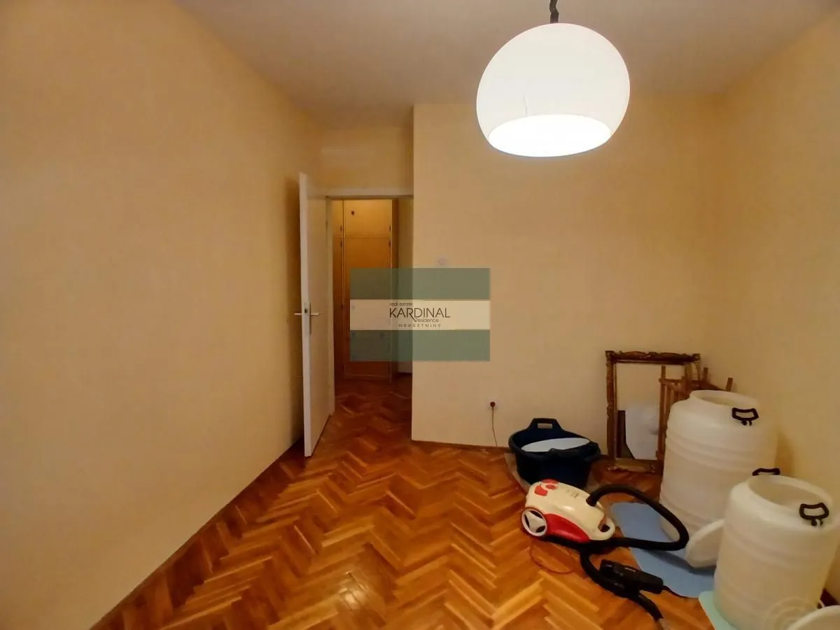 Prodaja, trosoban stan, 75m², Strelište, Jagodina