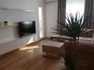 Izdavanje, jednosoban stan, 48m², New City, Podgorica - image 5