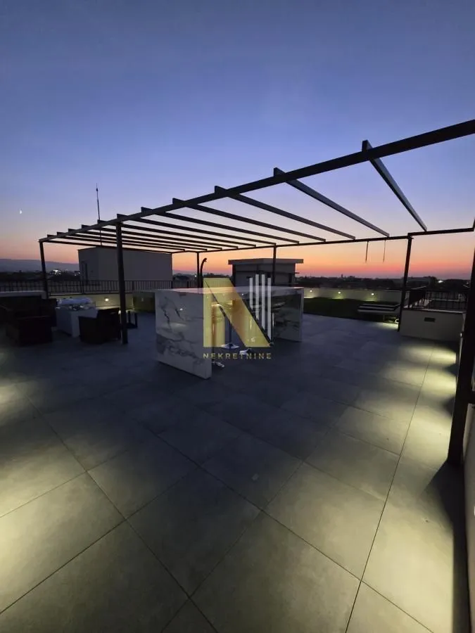 Prodaja, trosoban stan, 87m², Veternička rampa, Novi Sad Sve Podlokacije