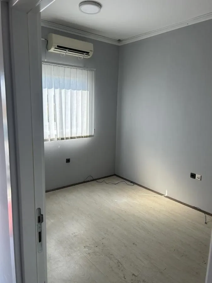 Rent, office space, 120m², Zemun Ugrinovci, Zemun Sve Podlokacije