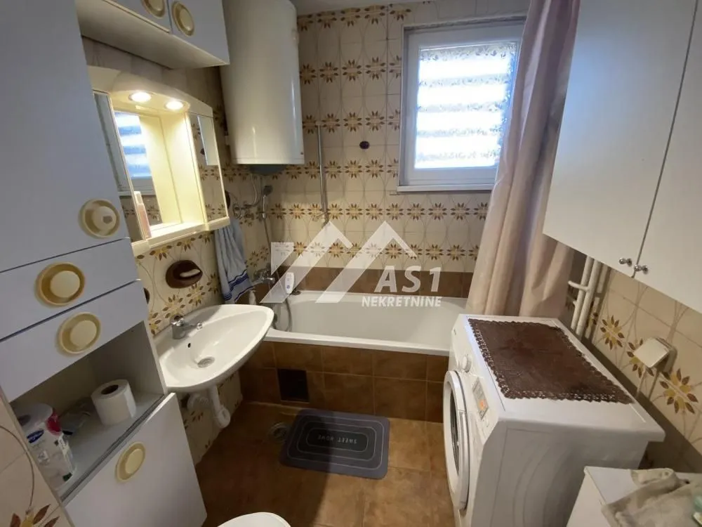 Izdavanje, trosoban stan, 67m², Liman 1, Novi Sad Sve Podlokacije