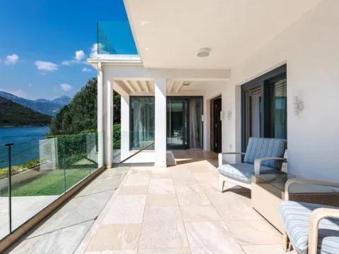 Prodaja, kuća, 423m², Tivat, Crna Gora - image 36