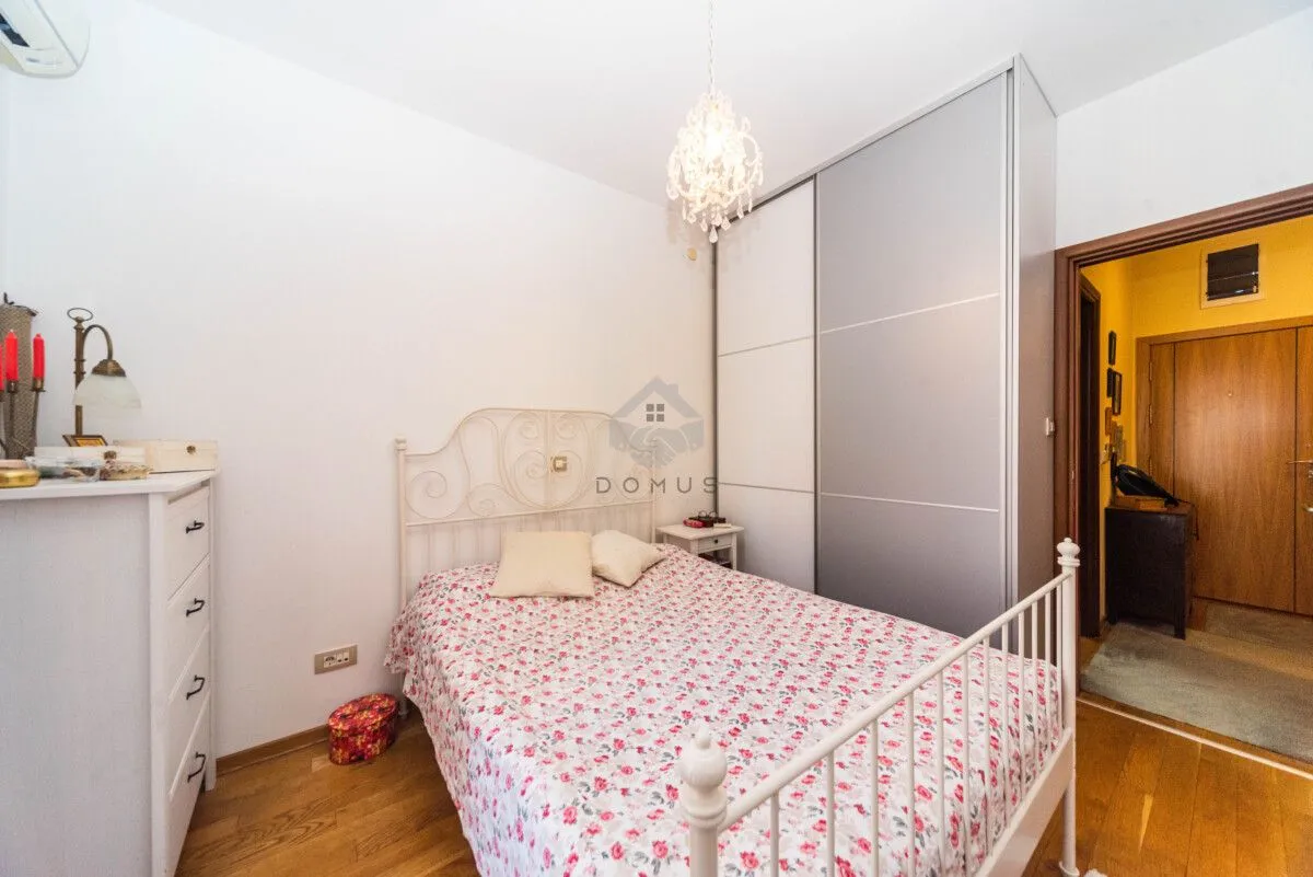 Prodaja, dvosoban stan, 62m², Krivi Most, Podgorica