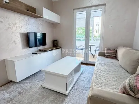Rent, one bedroom apartment, 38m², Stari Aerodrom, Podgorica - image 4