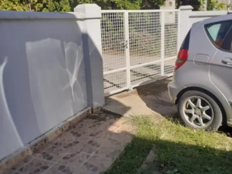 Prodaja, dvosoban stan, 50m², Ledine, Beograd