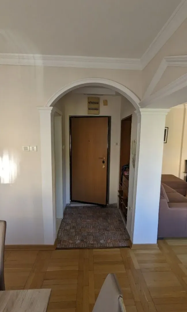 Izdavanje, stan, 55m², Preko Morače, Podgorica