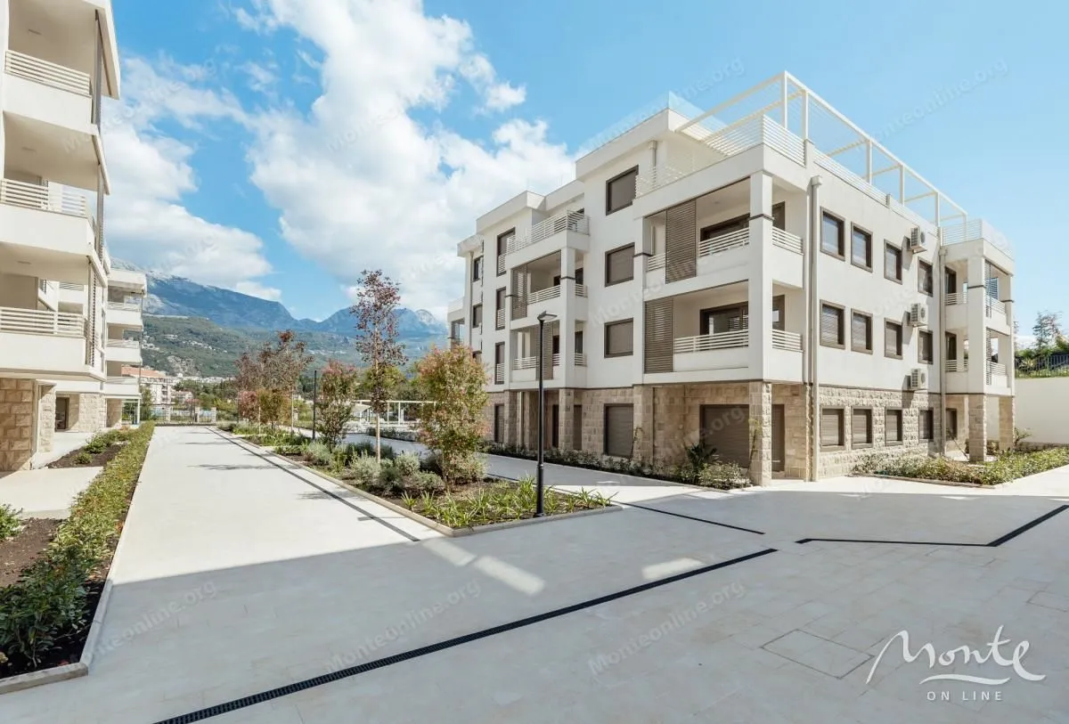 Prodaja, jednosoban stan, 65m², Herceg Novi, Crna Gora