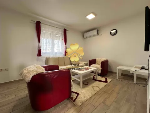 Izdavanje, dvosoban stan, 80m², Donja Gorica, Podgorica - image 3