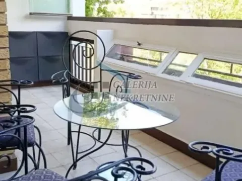 Izdavanje, trosoban stan, 78m², Cerak, Beograd - image 14