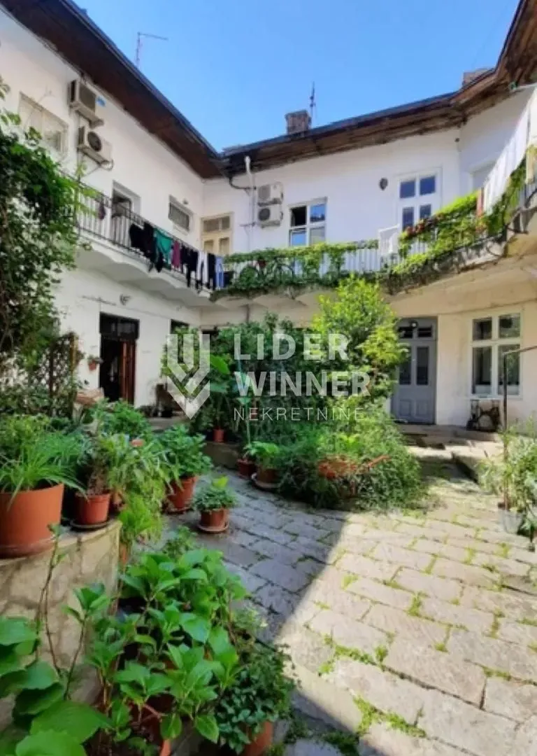 Sale, apartment, 82m², Stari Grad, Beograd
