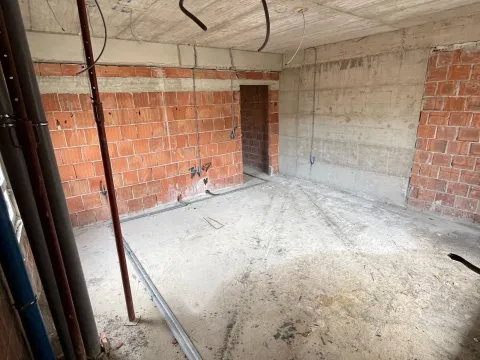 Prodaja, jednosoban stan, 55m², Momišići, Podgorica - image 5